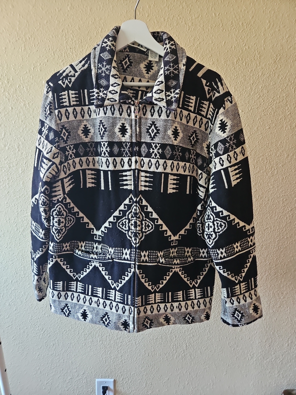 Vintage Fashion Bug Black and Cream Geometric Knit Jacket